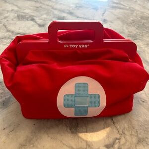 Le Van Toy Doctor Kit